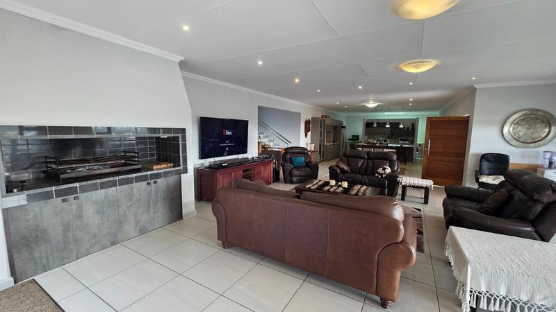 3 Bedroom Property for Sale in Seemeeu Park Western Cape